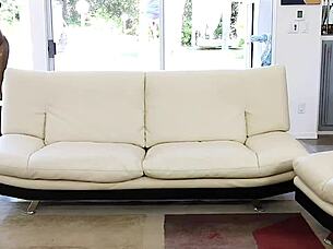 big-boobed milfs licking and sucking in threesome