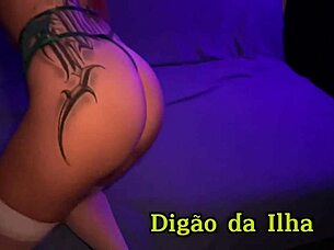 i ride and sit hard on that sexy ass