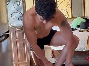 Subtle Hints Of Naked Muscular Young Mexican Bodybuilder In Homemade Amateurs Fetish