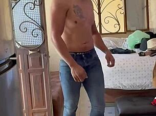 Subtle Hints Of Naked Muscular Young Mexican Bodybuilder In Homemade Amateurs Fetish