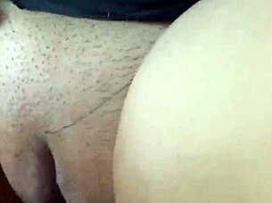 hey i helped my hot arab milf pick out some sexy leggings