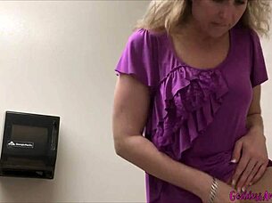 hey follow me into this extra dirty cotton panty adventure in the bathroom 😏🩲