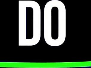 She Made the Blonde Sit with Her Ass on the Toy