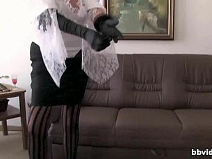 DEUTSCHE MUTTIS AUF SPERMAJAGD 1 - Watch Saggy Tits Granny Get Pounded in Stockings!