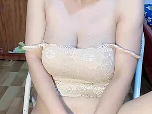 i love watching this glassed vietnamese chick touch herself so sensually