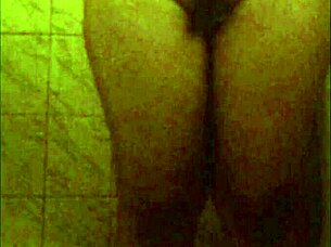 Spy shower captures perfect ass ebony in the bathroom.