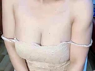 i love watching this glassed vietnamese chick touch herself so sensually