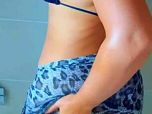 Hey beautiful tanned latina, wanna take a shower after beach with me? Let's get cute teen anal and masturbation going in this homemade girlfriend assfucking fun.