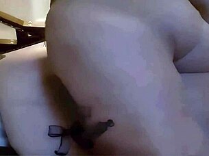 i fuck this slut in the ass then she licks my ass clean