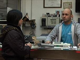 the gas station attendant has this monster cock to suck and he totally destroys my wet shaved pussy 😏🍆💦