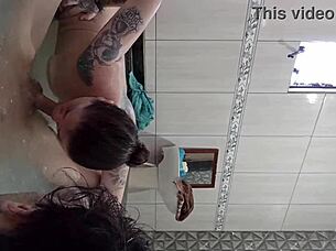 ready for a sensual bareback session in the banheira with tattooed brazilian hunk and big cock?