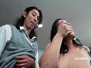 Hey, did you know we can freeuse our teacher? She's super woke - Whitney OC UseHerPOV