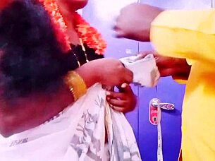 Desi Housewife Fucking Tailor With Telugu Dirty Talks - So Hot!