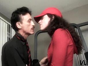 Hey, check out this single dad banging his hot 18-year-old babysitter hard! 🔥🍑