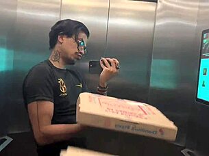 girlfriend gets jealous of my pizza and wants to fuck before i eat it ft amberzinha free version