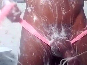 Having fun in the shower 😏