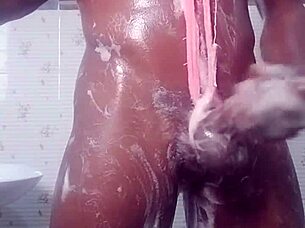 Having fun in the shower 😏