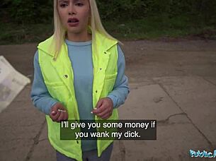 Local Jogger Trades Outdoor Blowjob And Doggystyle Fuck For Quick Cash In Public