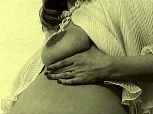 hey vintage pregnant lesbians, ready to dive into that hairy retro pussy action?