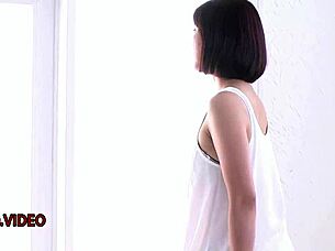 Japanese milf Izumi Manaka gives passionate blowjob before intense creampie fucking