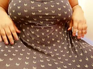 wanna see this indian woman's sexy big tits up close?