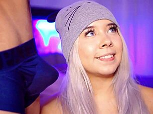 Hey, Valentina is the university girl from Medellin who finds her true calling in her passion with her mouth as her sanctuary.