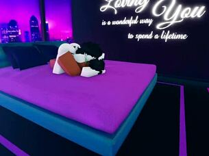 Horny slut contrasts her big ass with monster black cock in wild Roblox game fucking