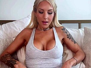 i squirt so hard uncontrollable blonde milf boobs