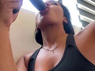 Amateur couple Nysdel tells how she ENJOYS BBC deep in her mouth