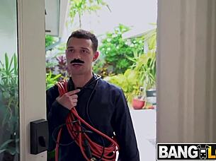 Arietta's perfect pink pussy gets detailed close-up attention in horny scene