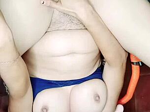 Latina babe dildo fucks big ass deep homemade orgasm squirt