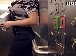 Jolee Love Lilli Vanilli Christmas Office Party GROUP SEX RAMPAGE