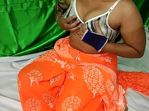 indian hairy pussy outdoors at the ranch 🍑🌿