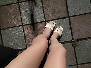 Shemale Ting Xuan Cums On Legs After Outdoor Butt Show 🌳💦