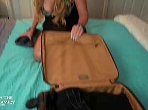 step mommy kymber leigh wakes up horny next to you 😈👅