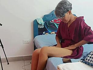 I secretly fuck stepmom's boyfriend recording his perverted pounding!