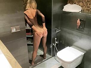 Sexy Skinny Blonde Amateur Fucked Passionately In Toilet