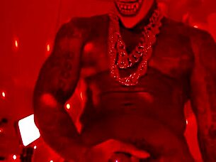 hallelujah johnson worships massive black hairy cock