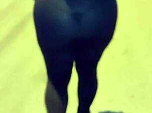 Curvy mature in see-through leggings flashes huge ass outdoors