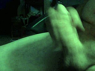 amateur cock insertion cumshot closeup