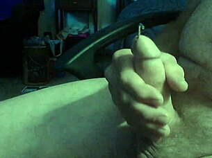amateur cock insertion cumshot closeup