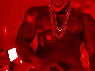 hallelujah johnson worships massive black hairy cock