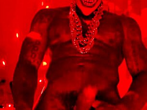 hallelujah johnson worships massive black hairy cock