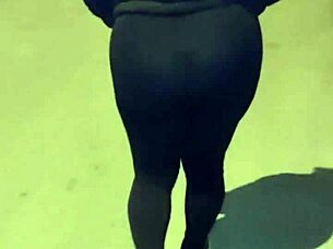 Curvy mature in see-through leggings flashes huge ass outdoors