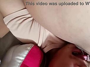 amateur mature woman spreads pussy for licking