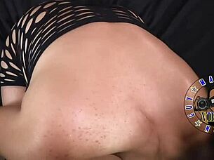 olivia juggs sneaks over lunch break for my pov blowjob