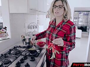 Devour This Glasses Milf's Juicy Pussy Holiday Style!