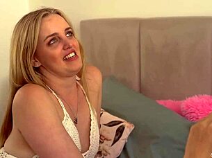 charlie forde's wild lesbian fisting adventure 💦👅🔥