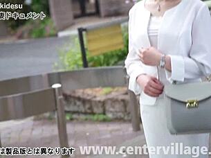 fucked hot asian wife doggystyle creampie squirting