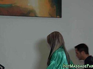 hot tattooed masseuse sucks big cock for jizz cumshot